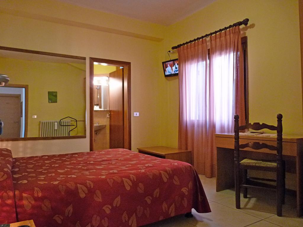 Hotel La Rosa Teglio Zimmer foto